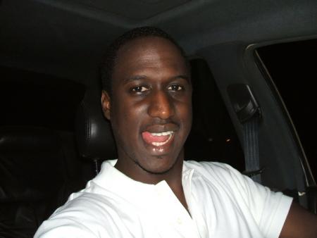 Driving to my boys crib at 1am. August 25, 2006