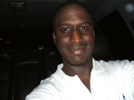 Driving to my boys crib at 1am. August 25, 2006